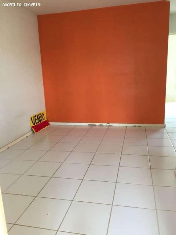 Casa à venda com 2 quartos, 50m² - Foto 2