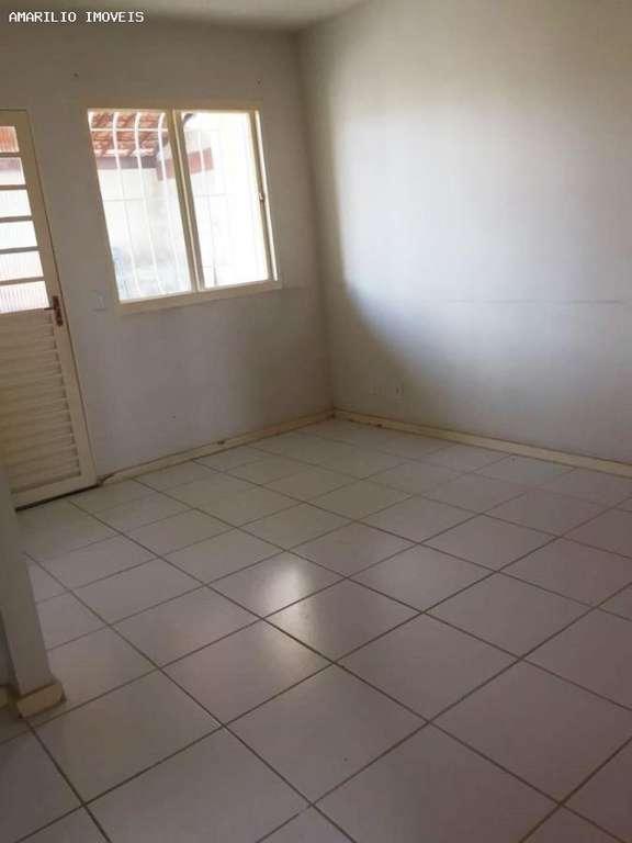 Casa à venda com 2 quartos, 50m² - Foto 3