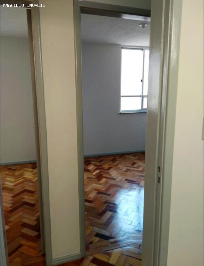 Apartamento à venda com 3 quartos - Foto 9