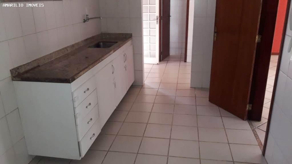 Casa à venda com 4 quartos, 110m² - Foto 5