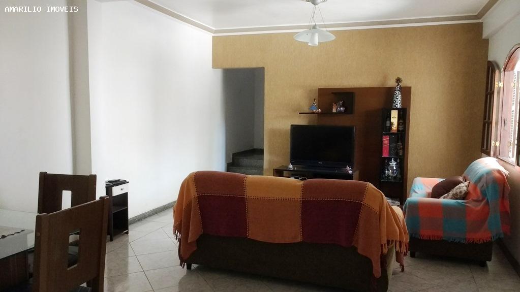 Casa à venda com 3 quartos, 160m² - Foto 2