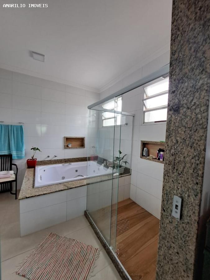 Casa à venda com 3 quartos, 480m² - Foto 17