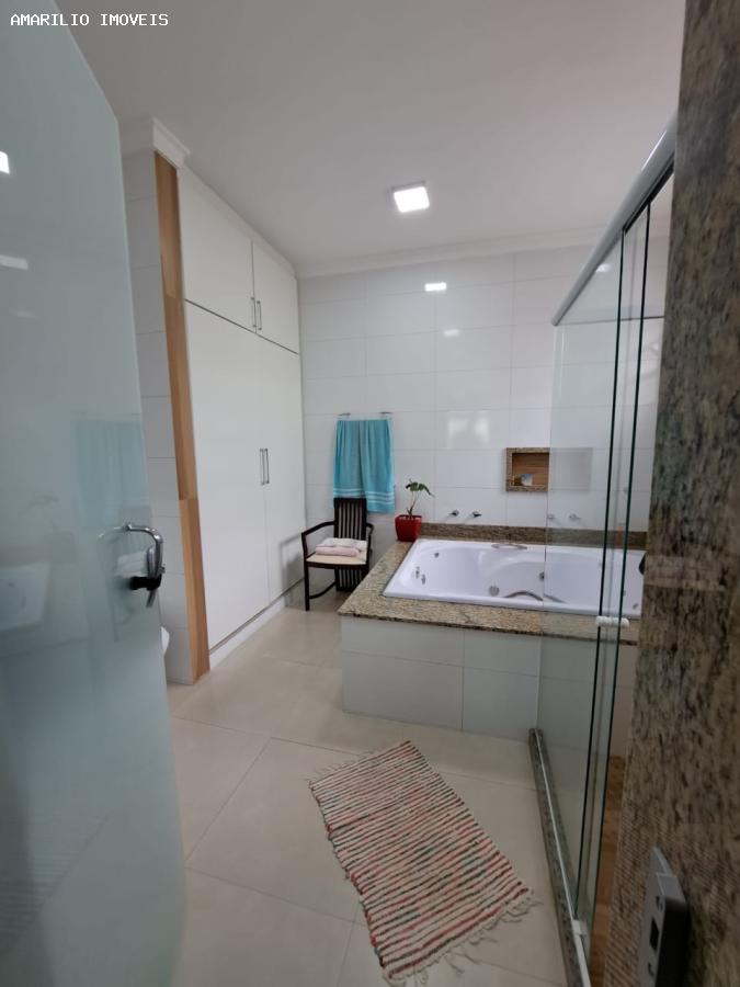 Casa à venda com 3 quartos, 480m² - Foto 18