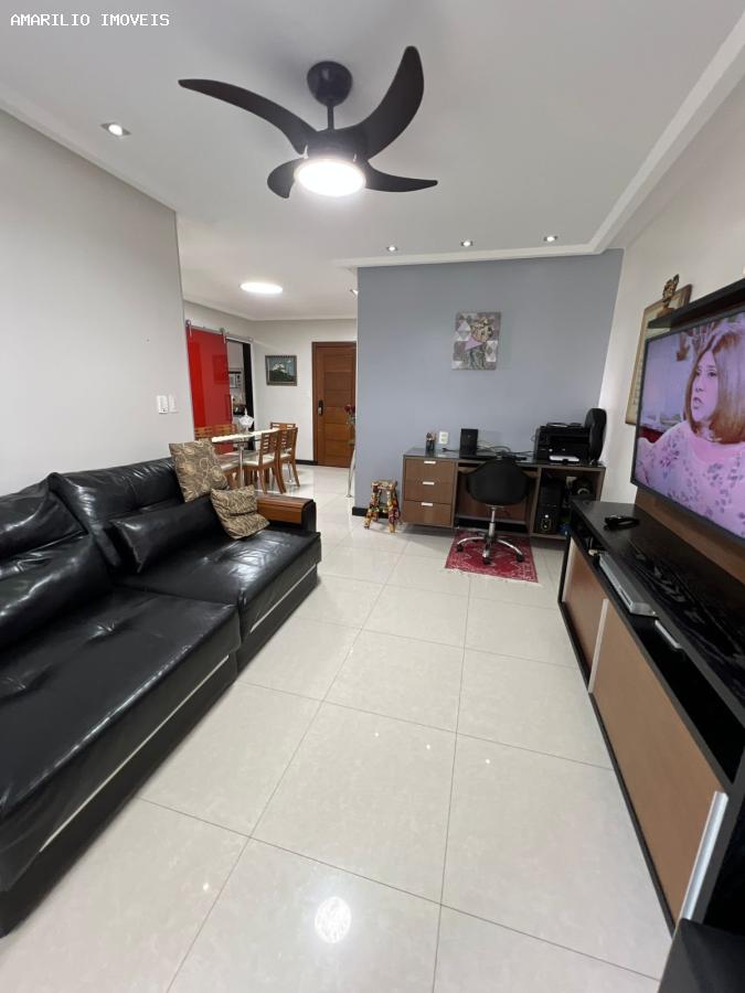 Apartamento à venda com 3 quartos - Foto 2