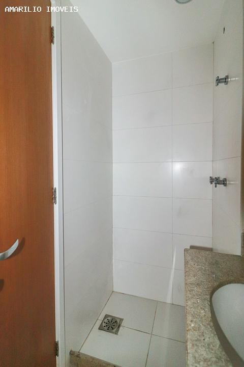 Apartamento à venda com 3 quartos - Foto 12