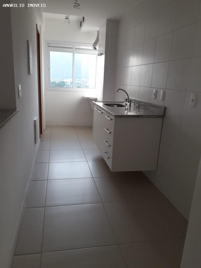 Apartamento à venda com 3 quartos - Foto 10