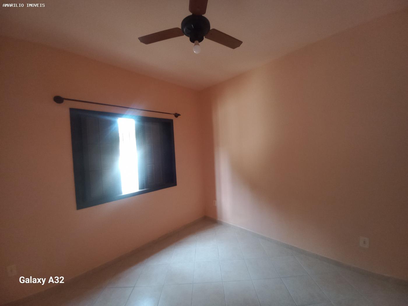 Casa à venda com 2 quartos, 360m² - Foto 14