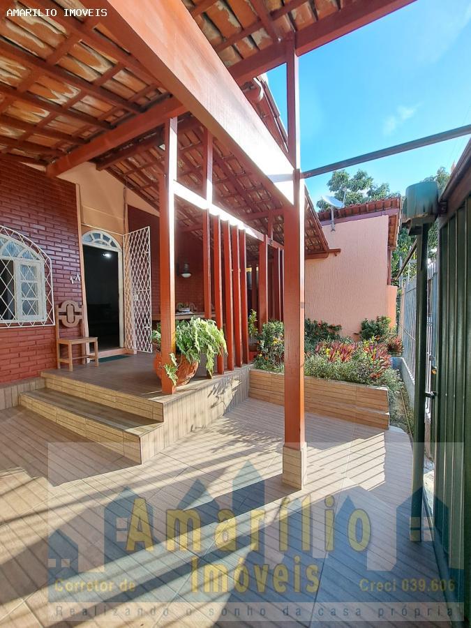 Casa à venda com 3 quartos, 360m² - Foto 2