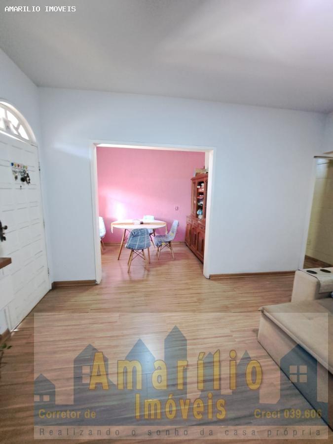 Casa à venda com 3 quartos, 360m² - Foto 5