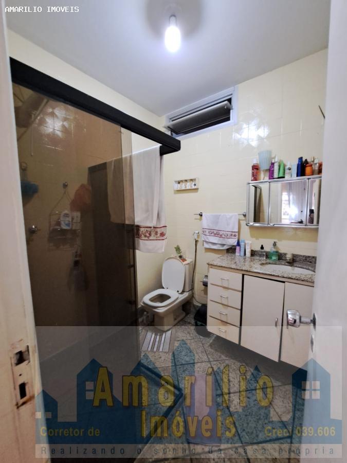 Casa à venda com 3 quartos, 360m² - Foto 17