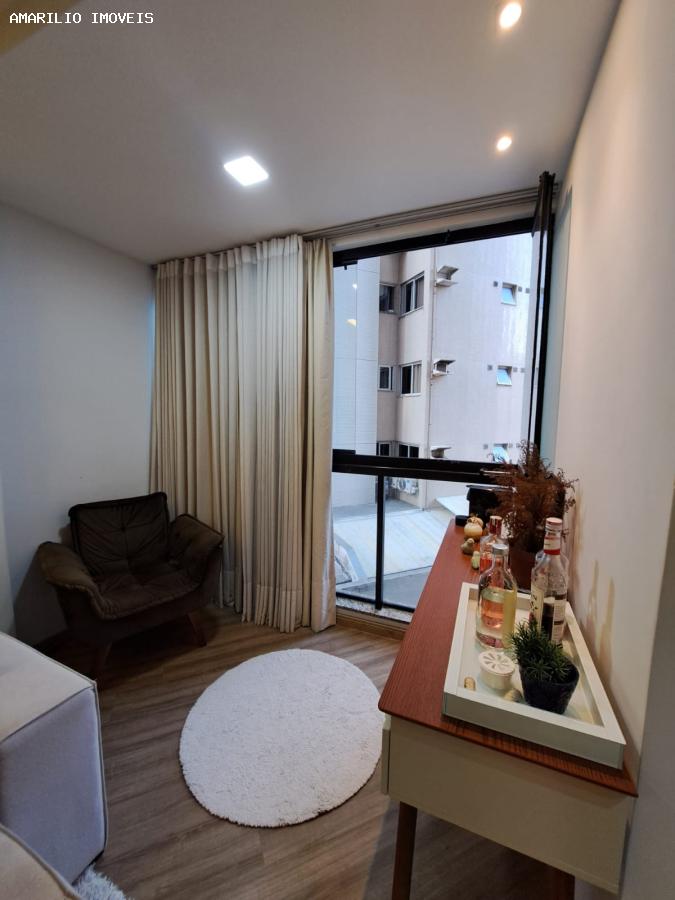 Apartamento à venda com 3 quartos - Foto 3