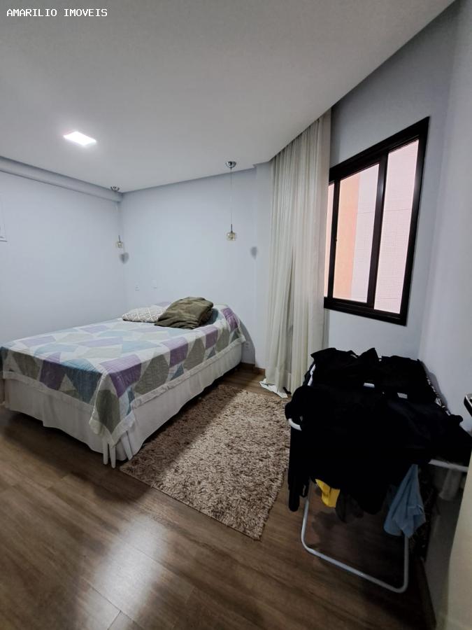 Apartamento à venda com 3 quartos - Foto 18