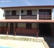 Casa para Venda, em Cabo Frio, bairro Unamar, 3 dormitórios, 1 banheiro, 2 vagas